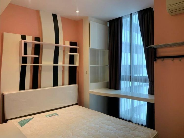 ตกแต่งครบ 2010 Ananda Development 1 ห้องนอน ไอดีโอ สาทร ตากสิน รูปที่ 2