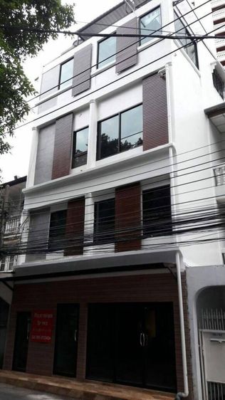ตกแต่งครบ อื่นๆ ขายบ้านหลังใหญ่ในสุขุมวิท39 (4ชั้นชั้นบน)