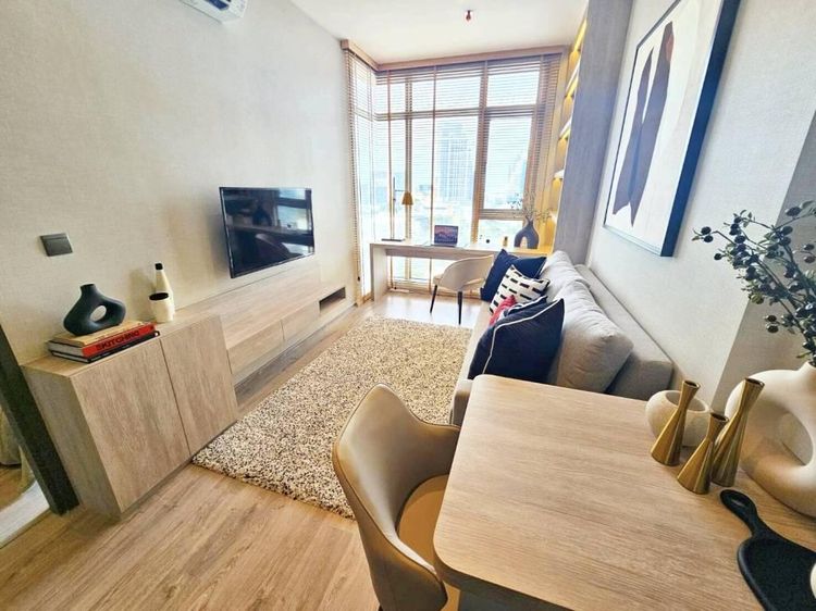 1 ห้องนอน 34.94 ตร.ม ริทึ่ม เอกมัย เอสเตท