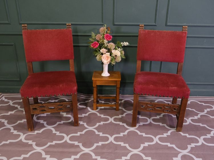 ชุดโต๊ะกลมเก้าอี้ 5ตัว เบาะผ้า สีแดง สไตล์วินเทจ งานยุโรปมาจากเยอรมนี รูปที่ 9