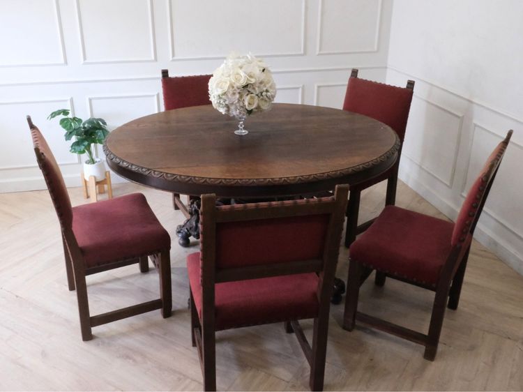 ชุดโต๊ะกลมเก้าอี้ 5ตัว เบาะผ้า สีแดง สไตล์วินเทจ งานยุโรปมาจากเยอรมนี รูปที่ 2
