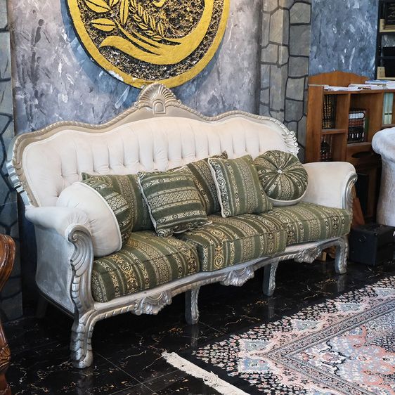 โซฟาหลุยส์ โซฟา 3 ที่นั่ง เบาะลายสวยมาก ดึงกระดุม หรูหราสไตล์หลุยส์ สินค้านำเข้า โครงไม้ รูปที่ 12