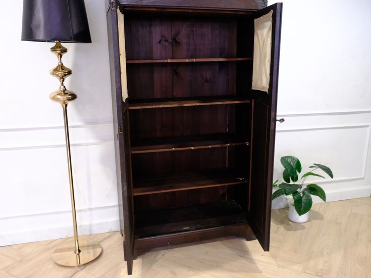 ตู้เสื้อผ้า 2บานเปิด สไตล์วินเทจ สีไม้วอลนัท งานยุโรปมาจากเยอรมนี รูปที่ 5