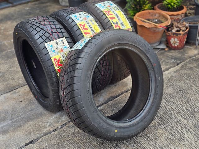 SIAMES X1R
195 55R15 ปี24 รูปที่ 3