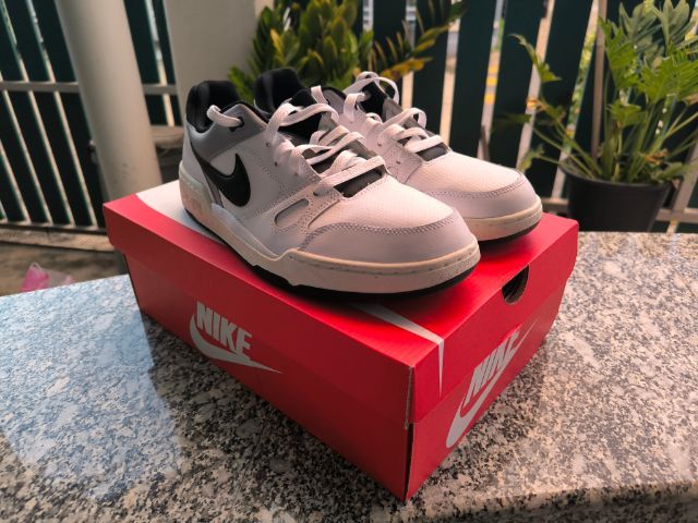 Nike Full Force Low 9.5 us