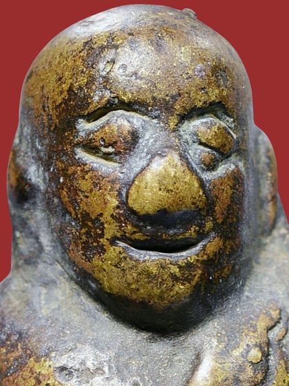 พระรูปหล่อโบราณหลวงพ่อเงิน วัดบางคลาน พิมพ์ขี้ตา สามชาย เนื้อทองผสม รูปที่ 6