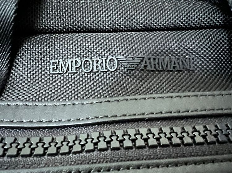 กระเป๋า EMPORIO ARMANI รูปที่ 2