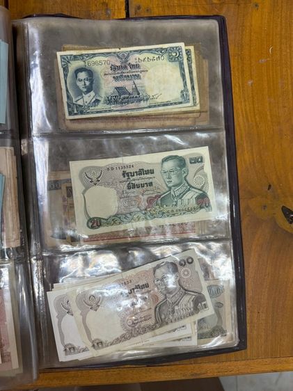 ขายธนบัตรสะสม ของคุณยาย มีเยอะ มีเหรียญเก่าด้วยคะ สนใจโทร096-8034498ไม่พี่มิจ นะคะ รูปที่ 5