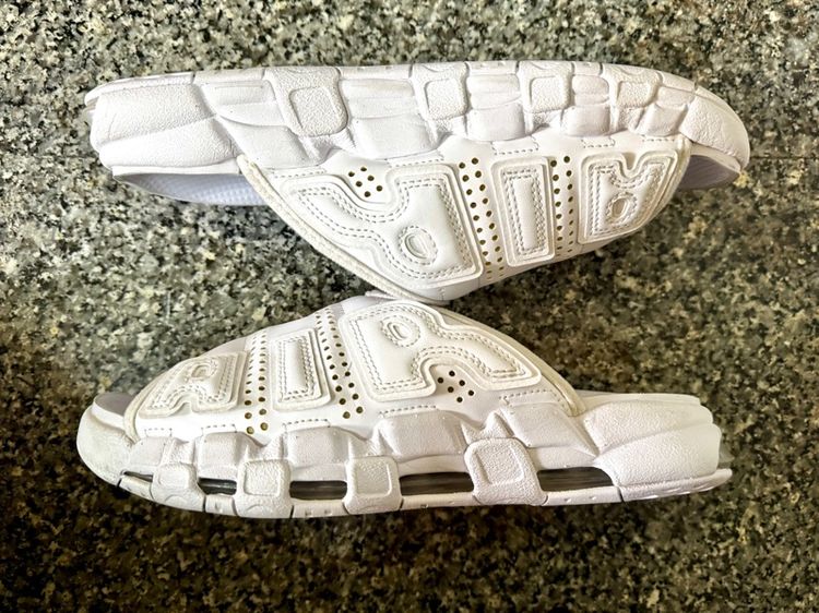 Nike Air More Uptempo slides เบอร์41