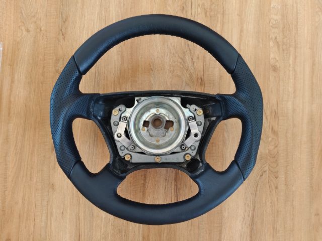 พวงมาลัยสปอร์ตทรง BRABUS ยุค 1995-1997 สำหรับ Benz C class w202 และ w210 ตากลม 