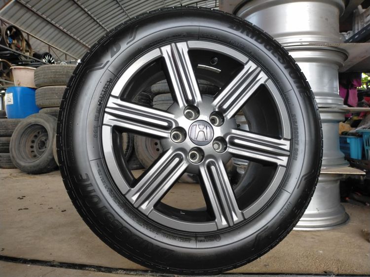 แม็กฮอนด้า ขอบ17 สีเดิมพร้อมยางบริสโตน 215 60 17 ปี22 ใส่HRV accord CRV g2 อื่นๆ 5 รู 114 รูปที่ 2
