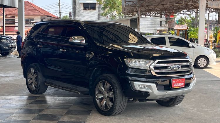 Ford Everest 2017 2.2 Titanium Plus Utility-car ดีเซล ไม่ติดแก๊ส เกียร์อัตโนมัติ ดำ รูปที่ 3