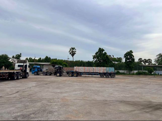 ไม่ใช่ ขายที่ดินพร้อมสิ่งปลูกสร้าง คชจ.การโอนออกให้ครับ โกดังโรงงานพร้อมออฟฟิส มีค่าเช่าโกดังคลังเก็บสินค้าเดือนละ 350,000 พร้อมหอพักคนงาน 40 ห้อง  รูปที่ 3