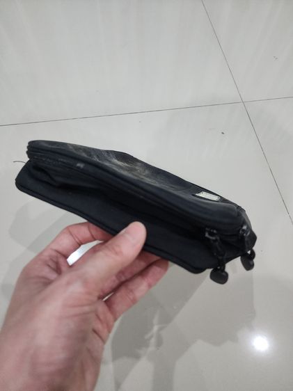 กระเป๋าเก่าเก็บ เดิมๆ ของใหม่ ขายตามสภาพ เอาไปล้างก็ใหม่แล้วครับ สภาพใหม่ พร้อมส่ง  รูปที่ 3