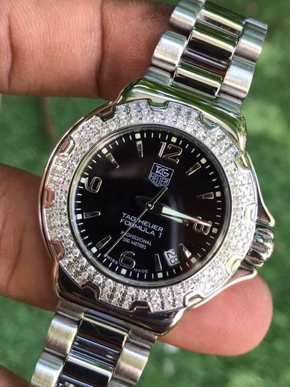 Tag Heuer F1 Quartz Diamond 120 Black Dail WAC1214 (Boy Size)🇨🇭🇨🇭
🇨🇭 รูปที่ 4