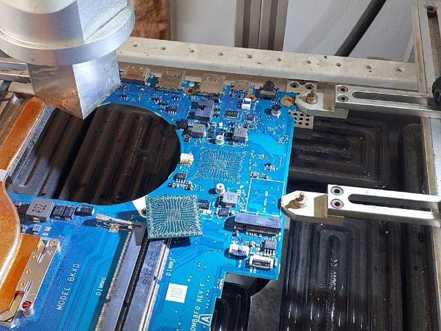 รับซื้อโน๊ตบุ๊ค-ซ่อมเมนบอร์ดโน๊ตบุ๊ค รูปที่ 3