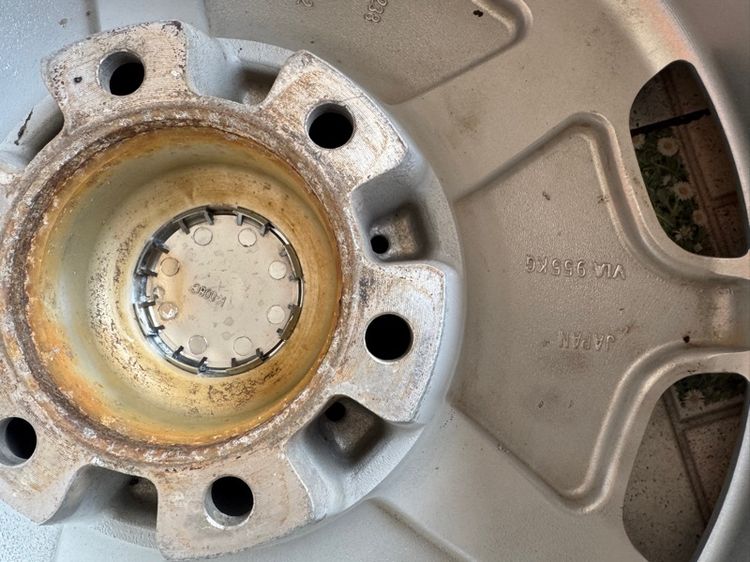 ล้อvip ขอบ20 et25 ล้อ9นิ้ว 6รู139 สภาพเดิมๆ ชุดละ25900 ติดต่อ089-4138993 เอส  รูปที่ 10