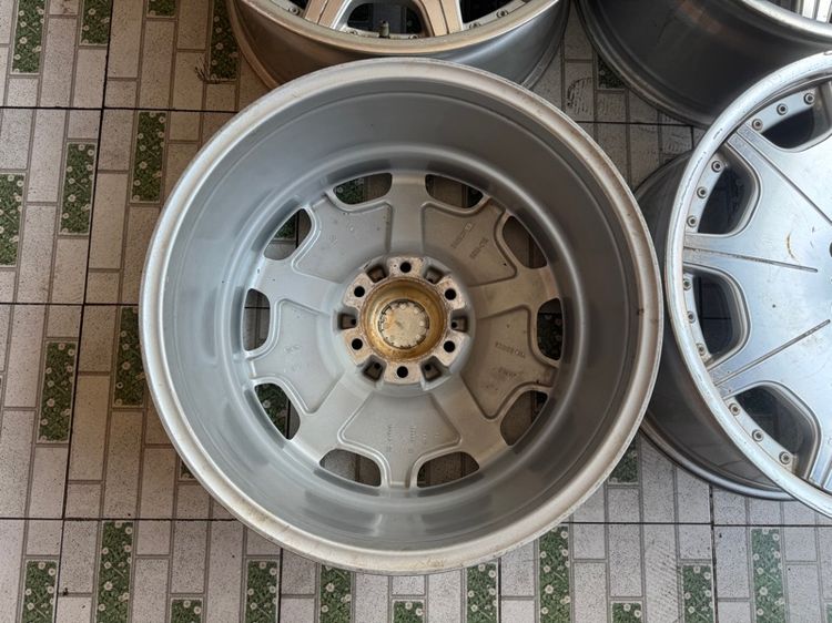 ล้อvip ขอบ20 et25 ล้อ9นิ้ว 6รู139 สภาพเดิมๆ ชุดละ25900 ติดต่อ089-4138993 เอส  รูปที่ 14