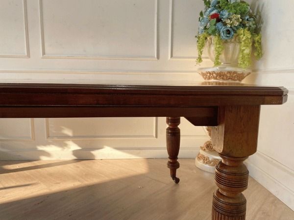 โต๊ะอาหาร มีล้อ สไตล์คลาสสิค รูปที่ 8