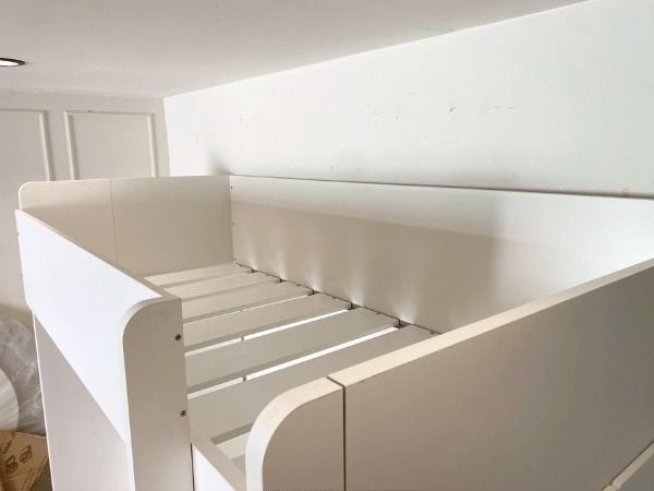เตียง 3 ฟุต ทรงสูงพร้อมโต๊ะและที่เก็บของ ยี่ห้อ Ikea รุ่น SMÅSTAD สมวสตัด รูปที่ 6