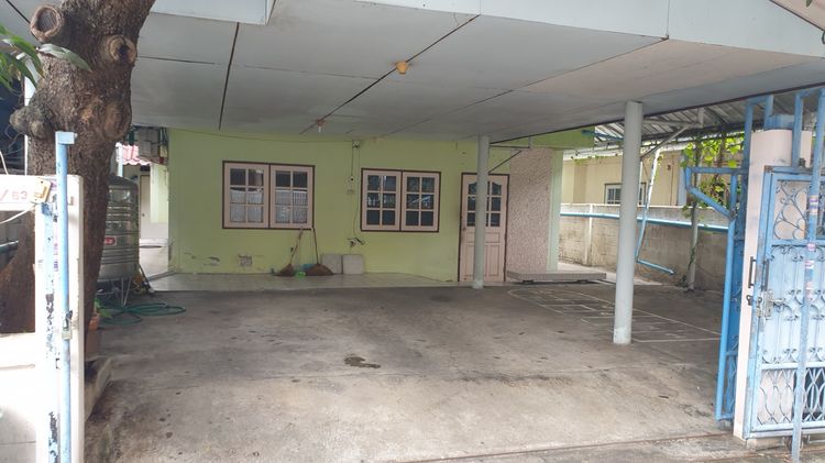 ให้เช่า บ้านเดี่ยว 2 ชั้น 43 ตรว. 3 ห้องนอน 2ห้องน้ำ 1 ห้องทำงาน รามอิทรา 40