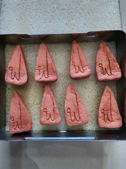 เหมาๆ พระเก่าเก็บ หลวงพ่อเฟื่อง สงขลา ทั้งหมด 8 องค์  เก่าเก็บ เดิมๆหายาก พร้อมส่งครับพี่ๆ  รูปที่ 2