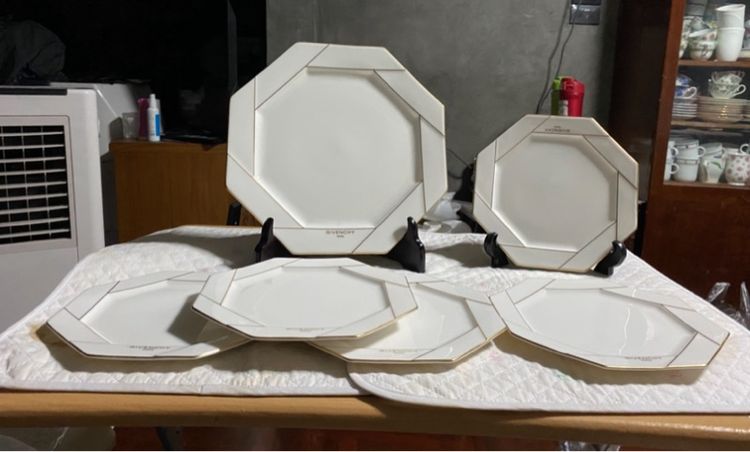 ชุดจานแปดเหลี่ยม 6 ใบ Gi🌿ven 🌲chy รูปที่ 2
