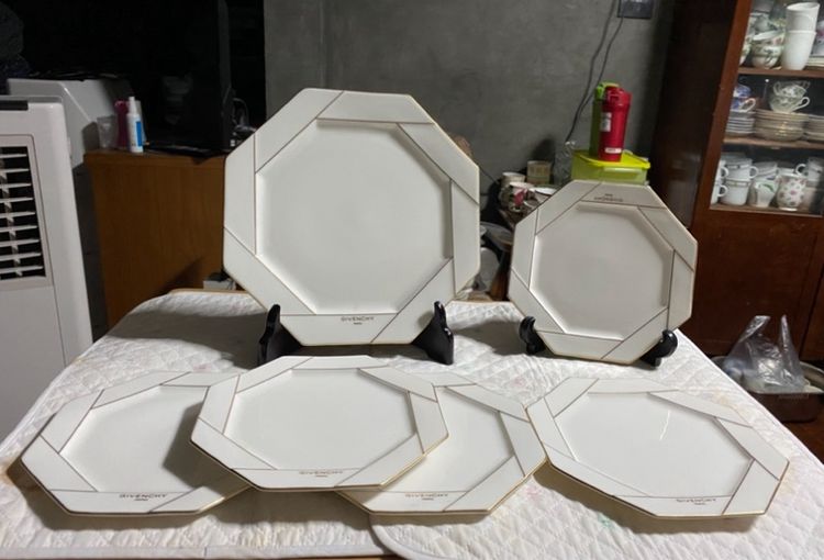 ชุดจานแปดเหลี่ยม 6 ใบ Gi🌿ven 🌲chy รูปที่ 3