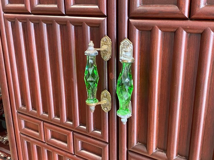 ตู้เสื้อผ้า ตู้ไม้สักทั้งใบ 4 บานเปิด งานคุณภาพจากโรงแรม 5 ดาว รูปที่ 13