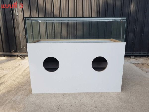 ตู้โชว์กระจก โครงไม้ สไตล์เรียบหรู รูปที่ 18