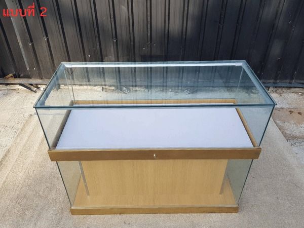 ตู้โชว์กระจก โครงไม้ สไตล์เรียบหรู รูปที่ 11