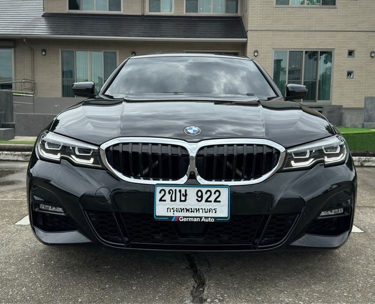 BMW Series 3 2022 330e ไฮบริด เกียร์อัตโนมัติ ดำ รูปที่ 2