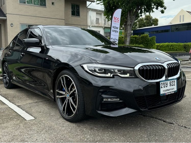 BMW Series 3 2022 330e ไฮบริด เกียร์อัตโนมัติ ดำ รูปที่ 3