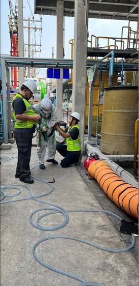 ดูดส้วมสาทร สูบส้วมสุขุมวิท 0814927165 สุพัตรา ดูดส้วม