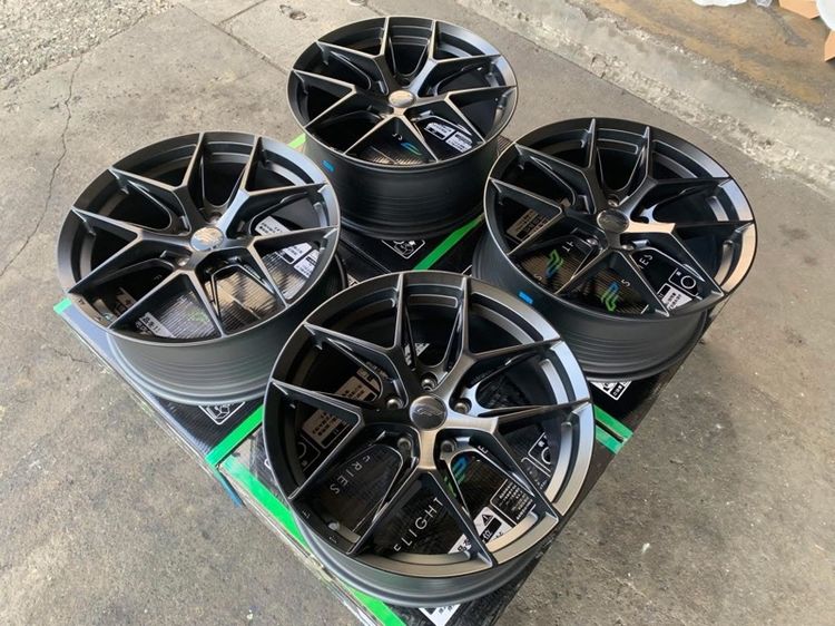 ล้อแม็กมือ1 ขอบ18 ก้านY 5รู100 กว้าง8 ออฟ38 สีดำ ล้อเบา FLOW FORMING งานSEVENFIFTH งานสวยมากๆ รูปที่ 3