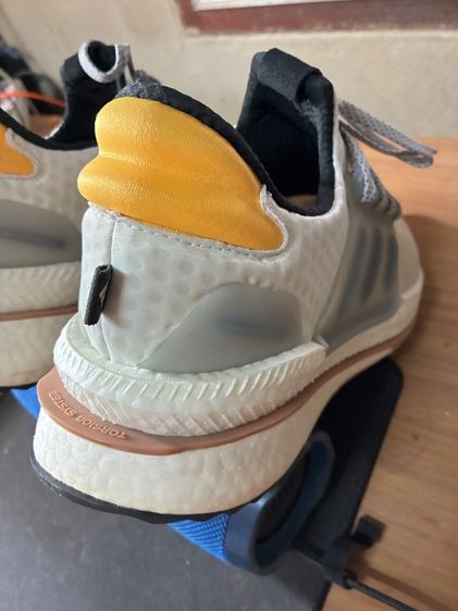 รองเท้า adidas Boost US9.5 หรือ UK9 ความยาว 28 เซนติเมตร รูปที่ 5