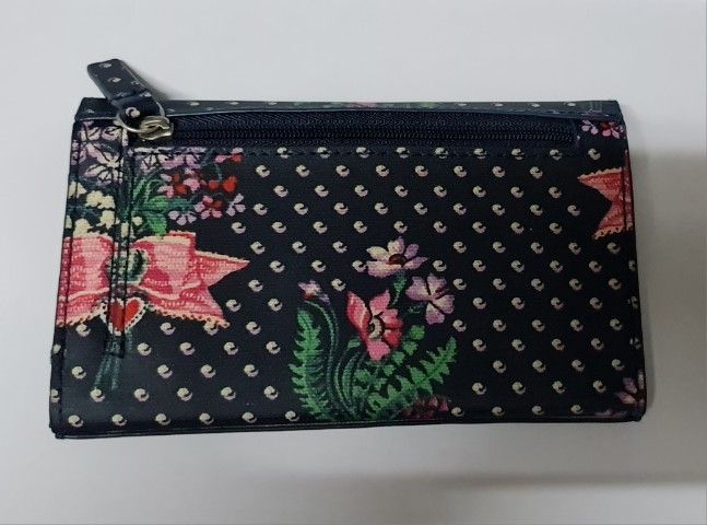 กระเป๋าสตางค์ Cath Kidston สีน้ำเงิน (Foldover wallet lillies posey navy) รูปที่ 2