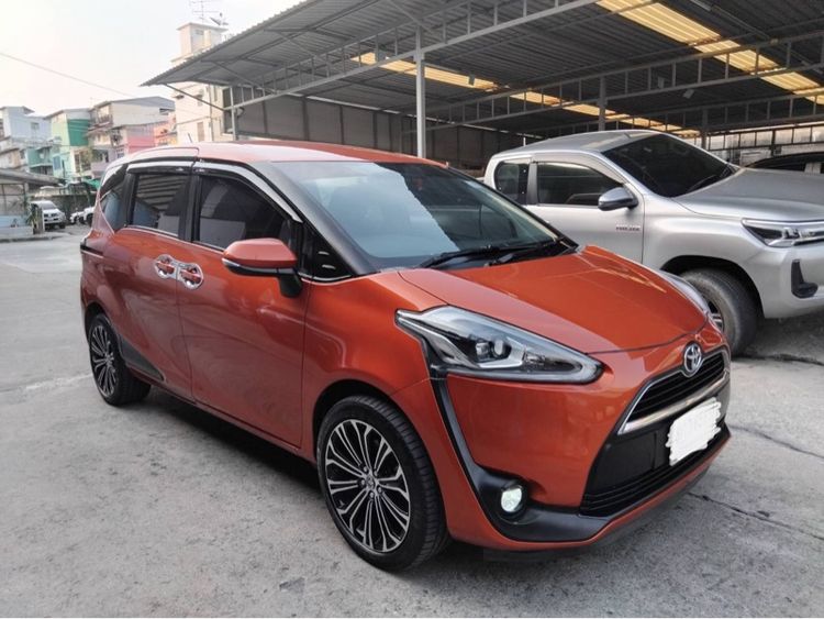 Toyota Sienta 2019 1.5 V Utility-car เบนซิน ไม่ติดแก๊ส เกียร์อัตโนมัติ ส้ม รูปที่ 2