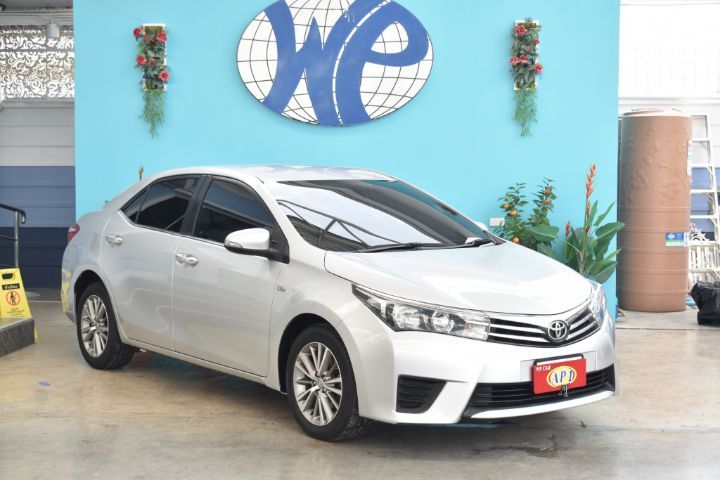 รถ Toyota Altis 1.6 G สี เทา