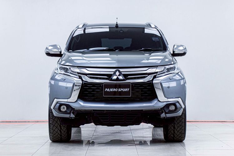 Mitsubishi Pajero Sport 2018 2.4 GT Premium 2WD Utility-car ดีเซล ไม่ติดแก๊ส เกียร์อัตโนมัติ เทา รูปที่ 4