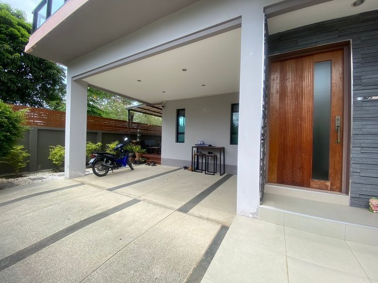 ตกแต่งครบ ขายด่วน บ้านพักตากอากาศ ทาวน์โฮม 3 ชั้นซอยหัวหิน 19 ห่างทะเลเพียง 400 เมตร(งดนายหน้าเพิ่ม) รูปที่ 3