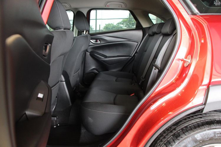 Mazda CX-3 2020 2.0 Base Utility-car เบนซิน ไม่ติดแก๊ส เกียร์อัตโนมัติ แดง รูปที่ 4