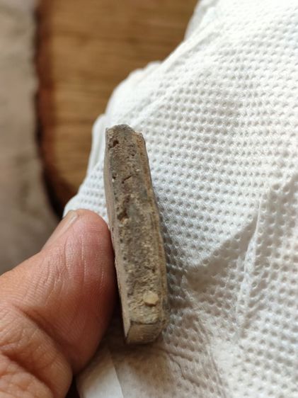 พระสมเด็จพิมพ์ 5 จุดเนื้อผงคลุกรักหลวงพ่อพริ้งวัดบางมะกอกกทม รูปที่ 4