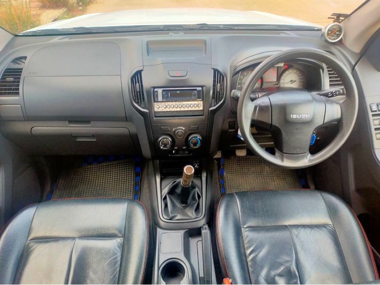 Isuzu Cab 4 2018 รุ่นย่อยอื่นๆ Pickup ดีเซล เกียร์ธรรมดา ขาว รูปที่ 4