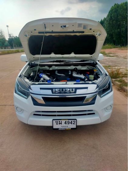 Isuzu Cab 4 2018 รุ่นย่อยอื่นๆ Pickup ดีเซล เกียร์ธรรมดา ขาว รูปที่ 2