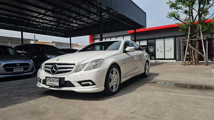 รถ Mercedes-Benz E-Class E250 CGI AMG สี ขาว