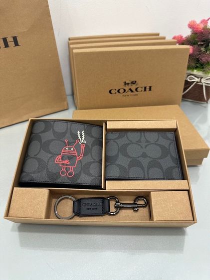 กระเป๋าสตางค์ Coach พร้อมพวงกุญแจ รูปที่ 7