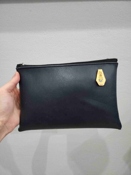 ไม่ระบุ น้ำเงิน หนัง PU กระเป๋าหนัง สวย ตราในหลวง  เดิมๆ เก่าเก็บ สภาพดี ซิปแตก ขายตามสภาพ หายาก วินเทจ โบราณ พร้อมส่ง 