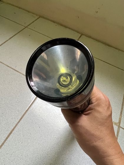 ไฟฉาย Maglight ขนาด D 4 ก้อน รูปที่ 4