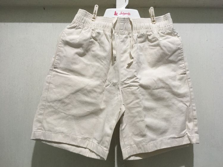 S กางเกงขาสั้น กางเกง ขาสั้น แบรนด์ GU สีขาวอมครีม